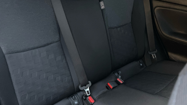 Toyota Yaris 1.5 Hybrid Design 5dr CVT Hybrid Hatchback